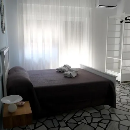 Sole & Luna Guest House Bari Exterior photo