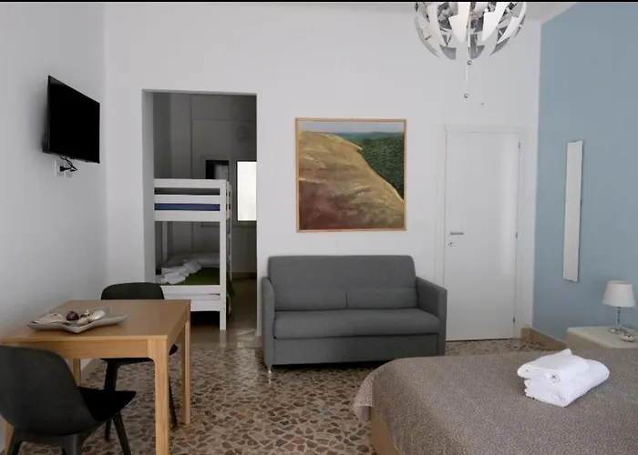 Sole & Luna Guest House